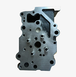 Фото - Komatsu PC400-5 6D125-1 Головка блока цилиндров двигателя